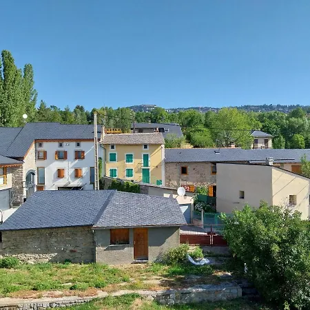 L'oustalet Hotel 2*