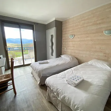 Hotel L'oustalet Font-Romeu-Odeillo-Via